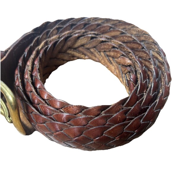 Eddie Bauer Classic Braided Leather Brown Belt Size Medium Solid Brass Buckle - Picture 2 of 5